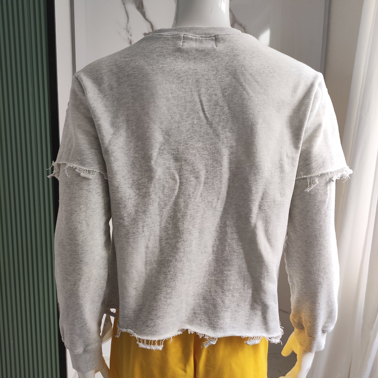 300 gsm 100%  French Terry Double Layer Distressed Sweatshirt